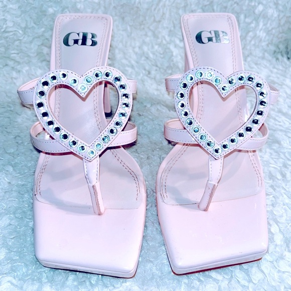 Gianni Bini Rhinestone Heart Platform Thong Sandals - Picture 2 of 8